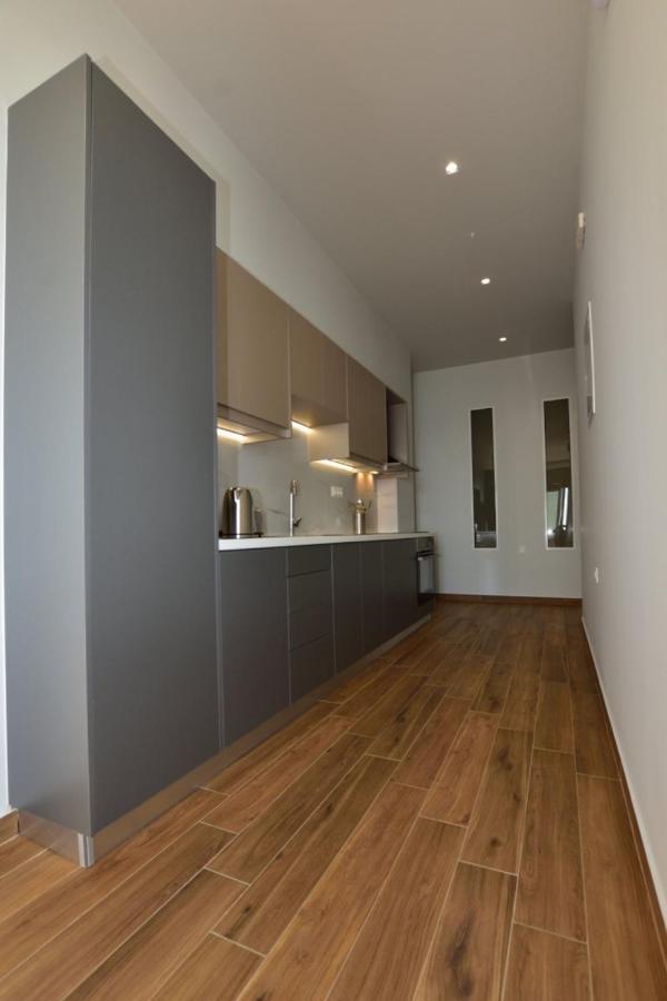 Gonis Grand Luxury Suite Palaiochora Exterior foto